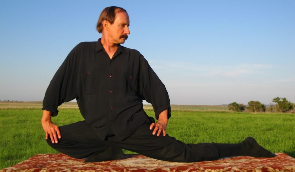 The Art of Yin Yoga: An Interview with Its Founder, Paulie Zink | Yoga International, 2017 Paulie Zink does a very advanced Yin yoga Dragon pose